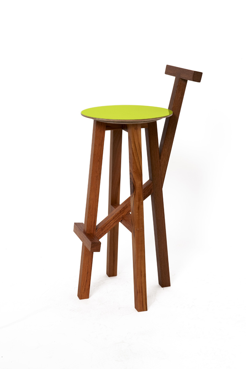 certinho alto_lateral posterior.jpg